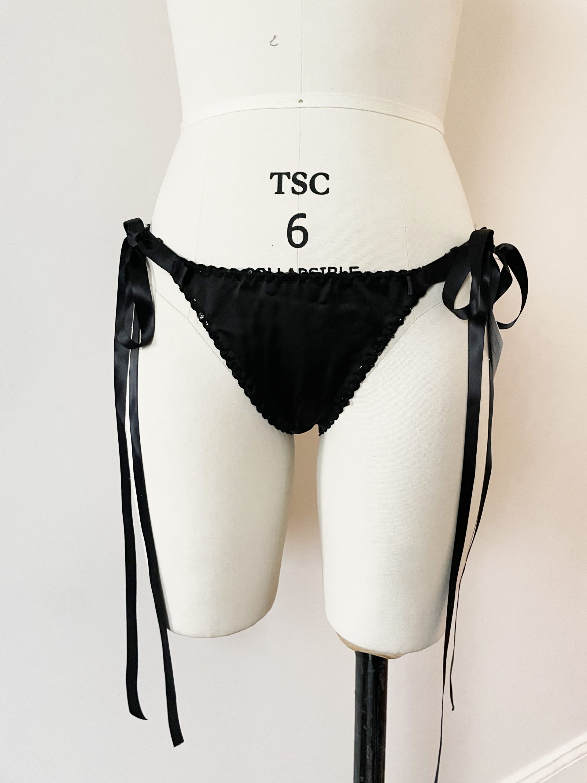 Side Tie Adjustable Panties L